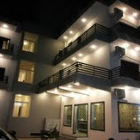 Chitra Grand Hotel Haridwār Esterno foto